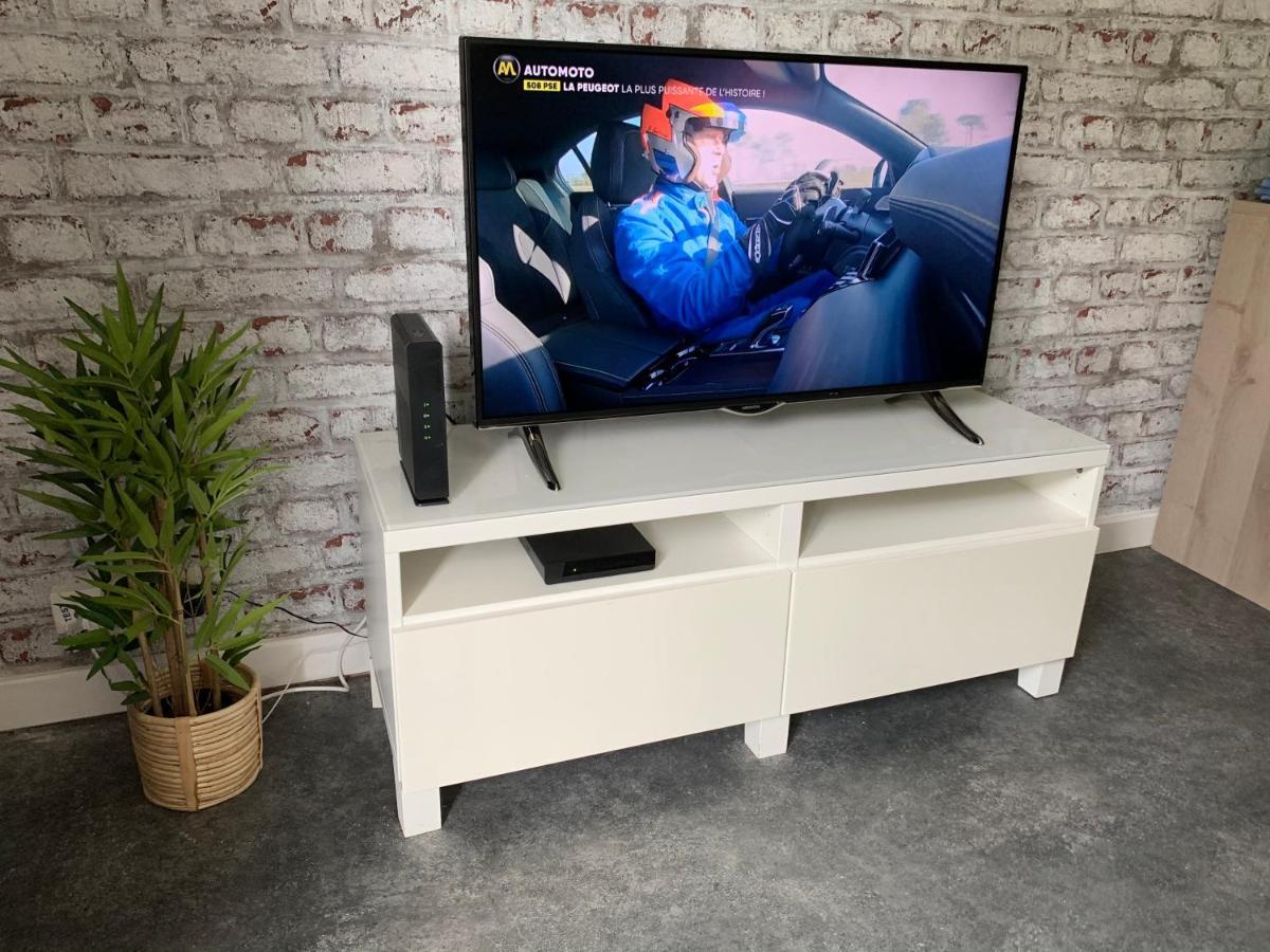 Appartement Tout Confort Dans Une Residence Calme Givet Εξωτερικό φωτογραφία