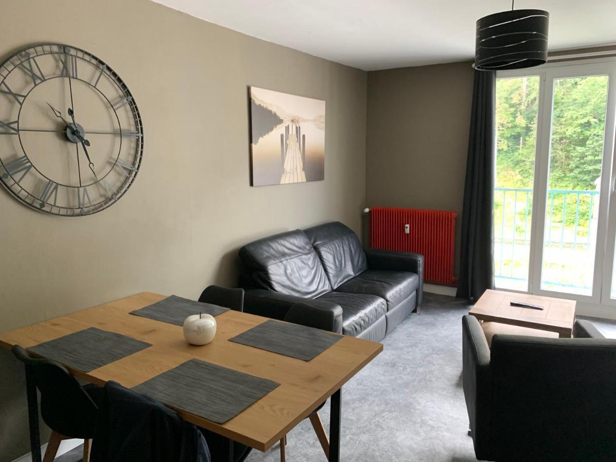 Appartement Tout Confort Dans Une Residence Calme Givet Εξωτερικό φωτογραφία