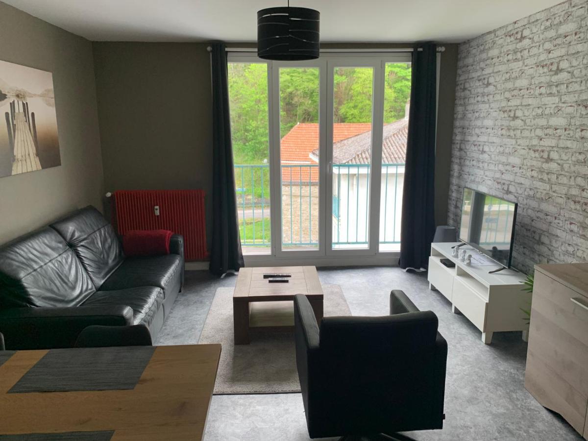 Appartement Tout Confort Dans Une Residence Calme Givet Εξωτερικό φωτογραφία